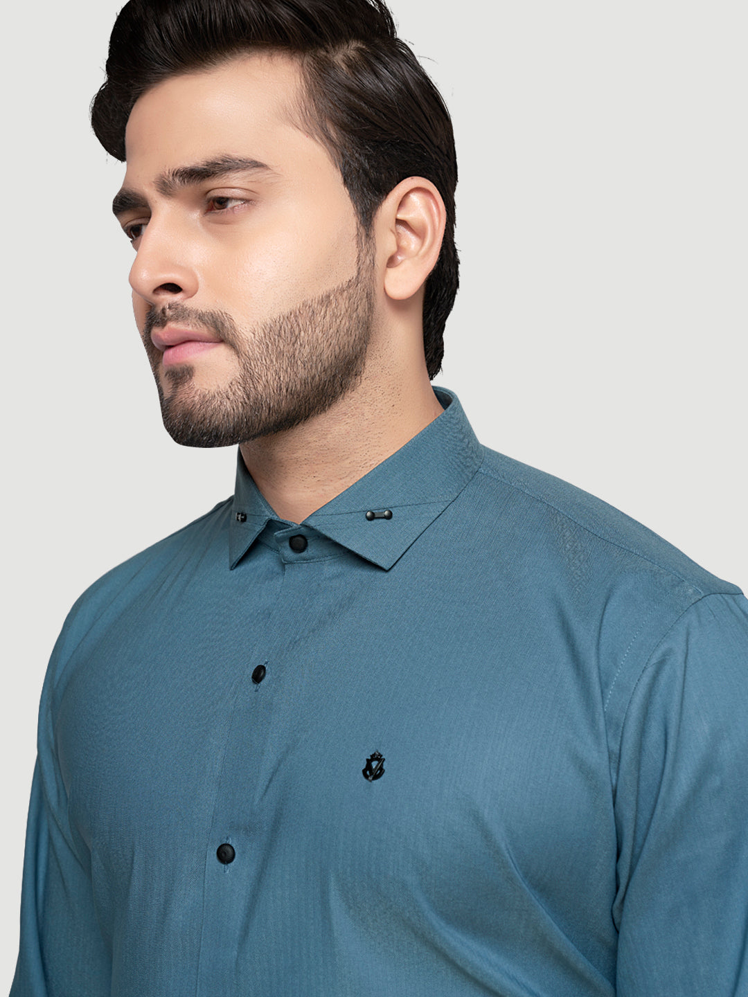 Black and White Designer Shirts with Collar Accessory & Metal Broach-5