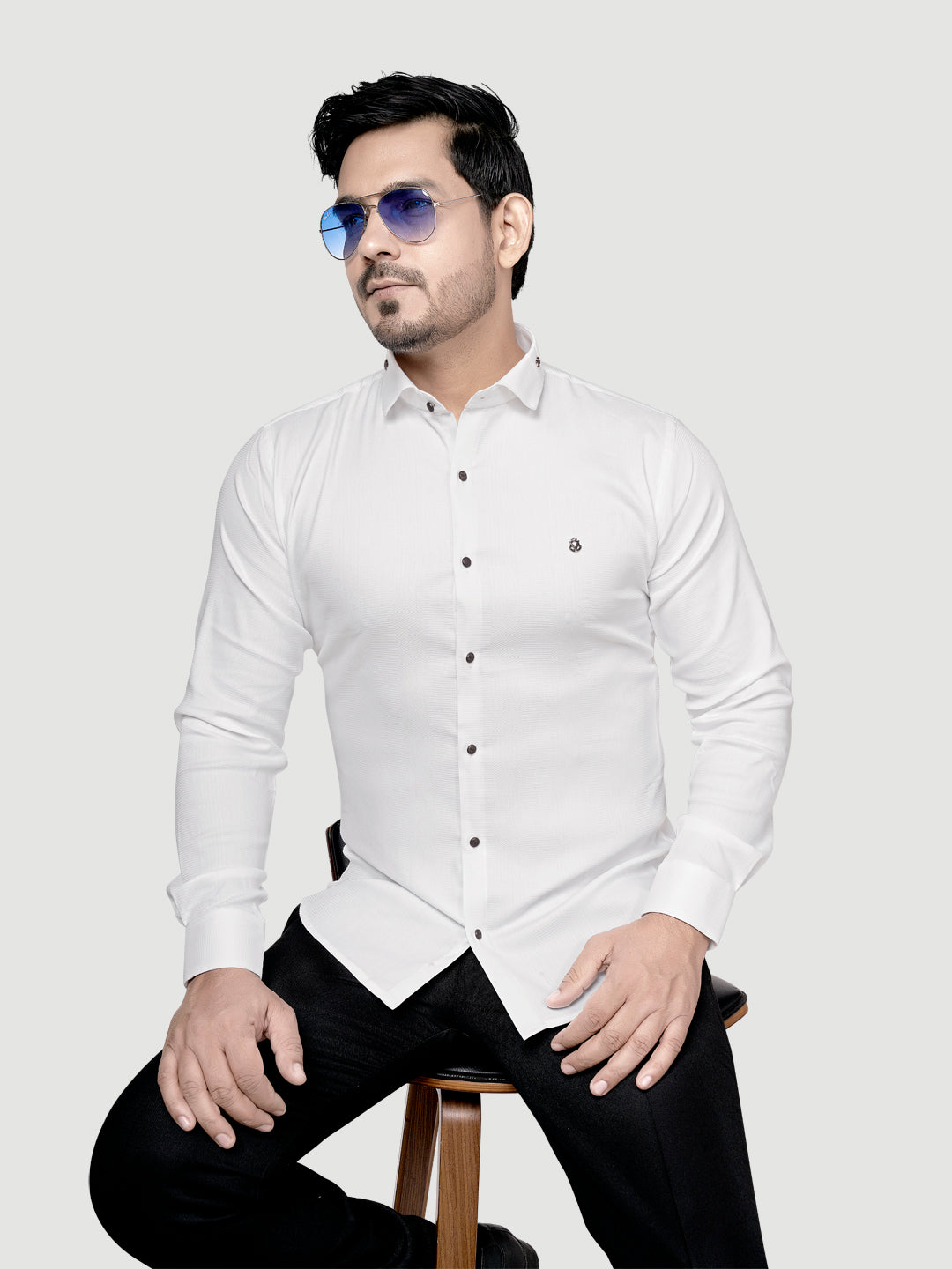 Designer Shirt with Collar Accessory & Metal Broach