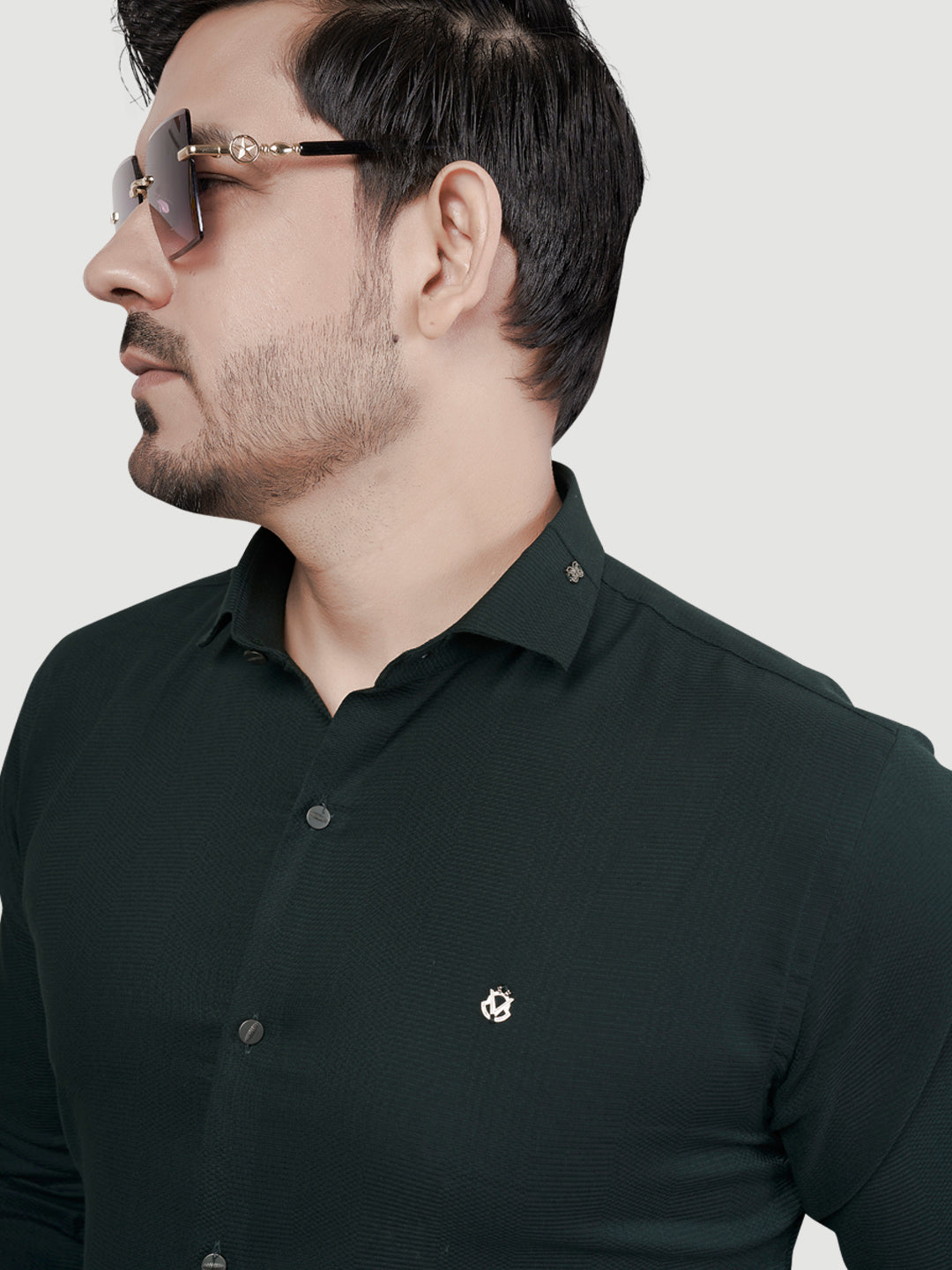 Designer Shirt with Collar Accessory & Metal Broach