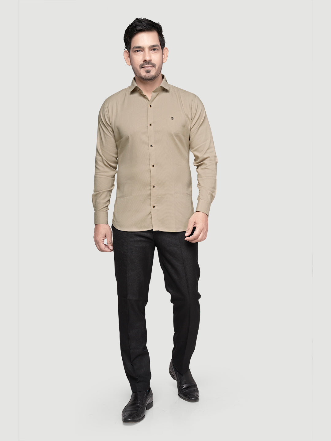 Designer Shirt with Collar Accessory & Metal Broach