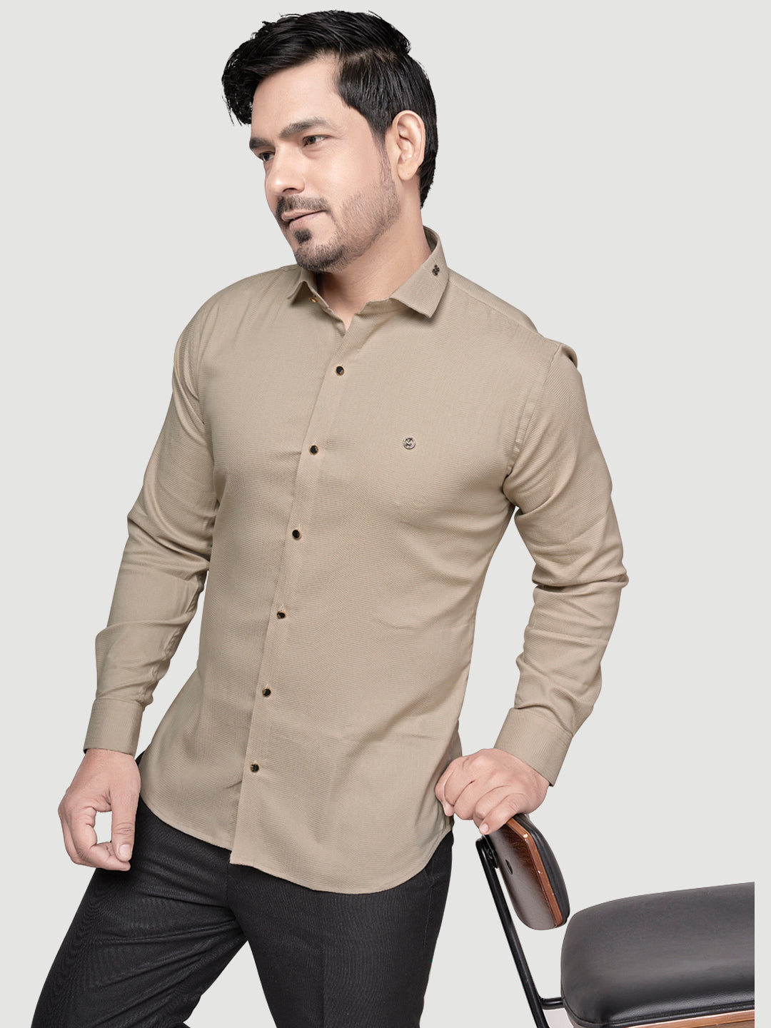 Designer Shirt with Collar Accessory & Metal Broach