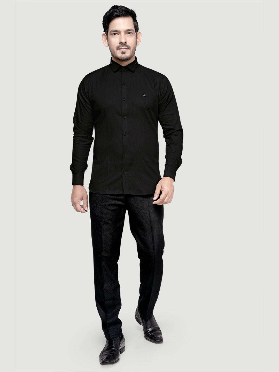Designer Shirt with Collar Accessory & Metal Broach