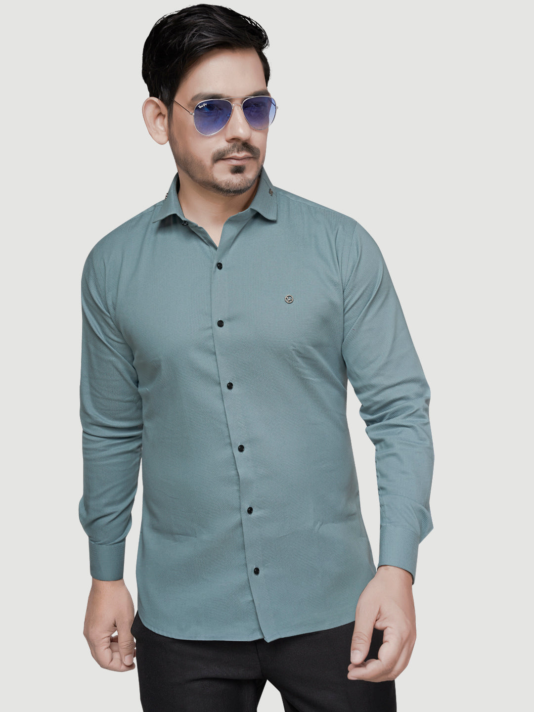 Designer Shirt with Collar Accessory & Metal Broach