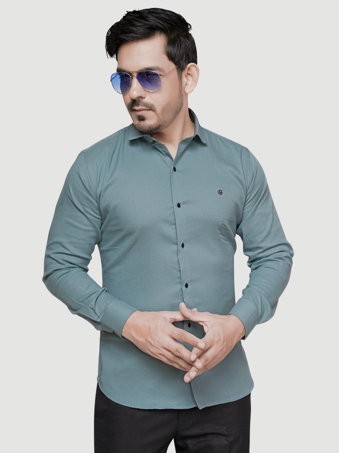 Designer Shirt with Collar Accessory & Metal Broach