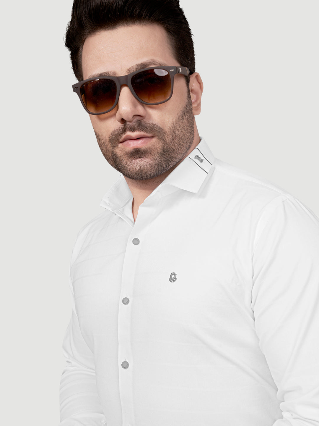 Black and White Men's Designer Shirt with Collar Accessory & Designer Broach White