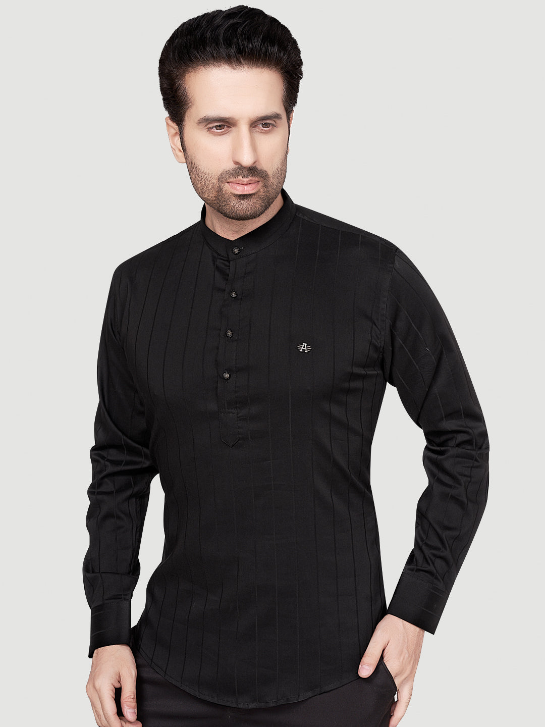 Black & White Men's Casual Short Kurta Black