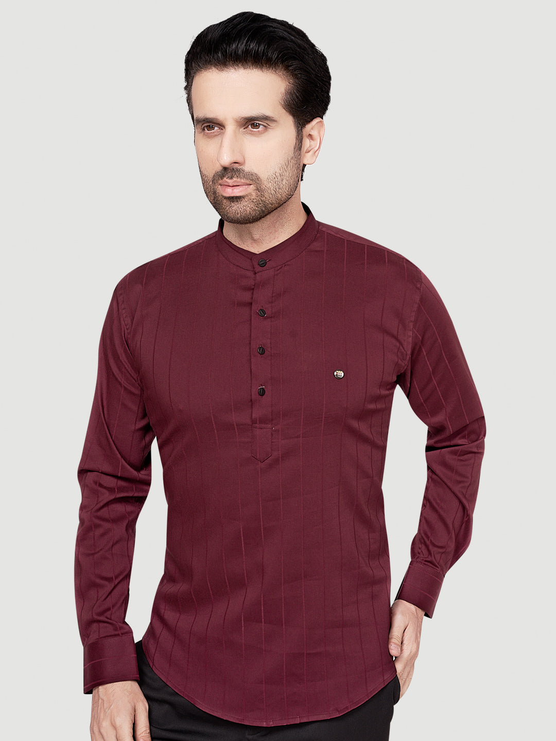 Black & White Men's Casual Short Kurta Maroon