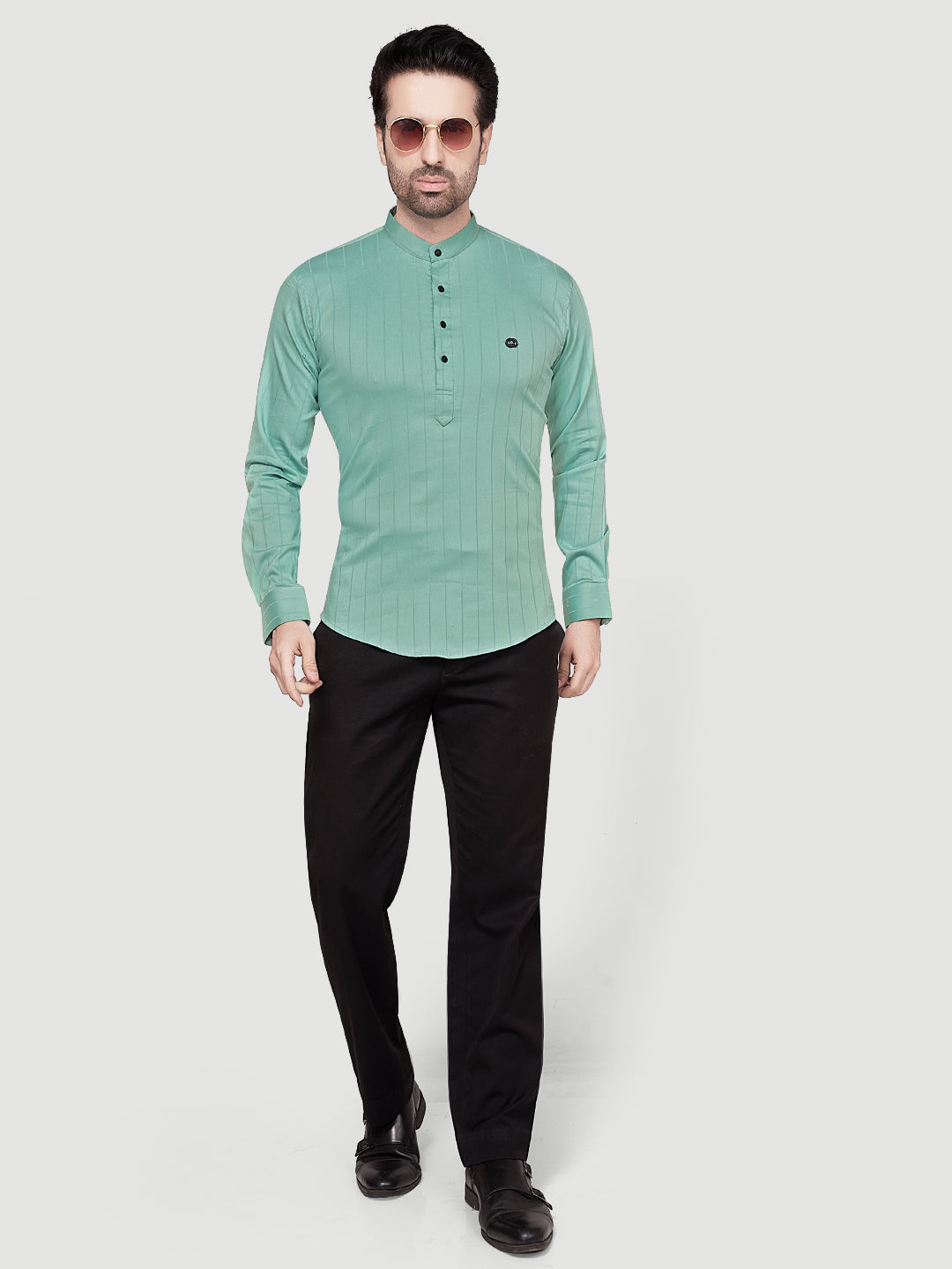Black & White Men's Casual Short Kurta Green