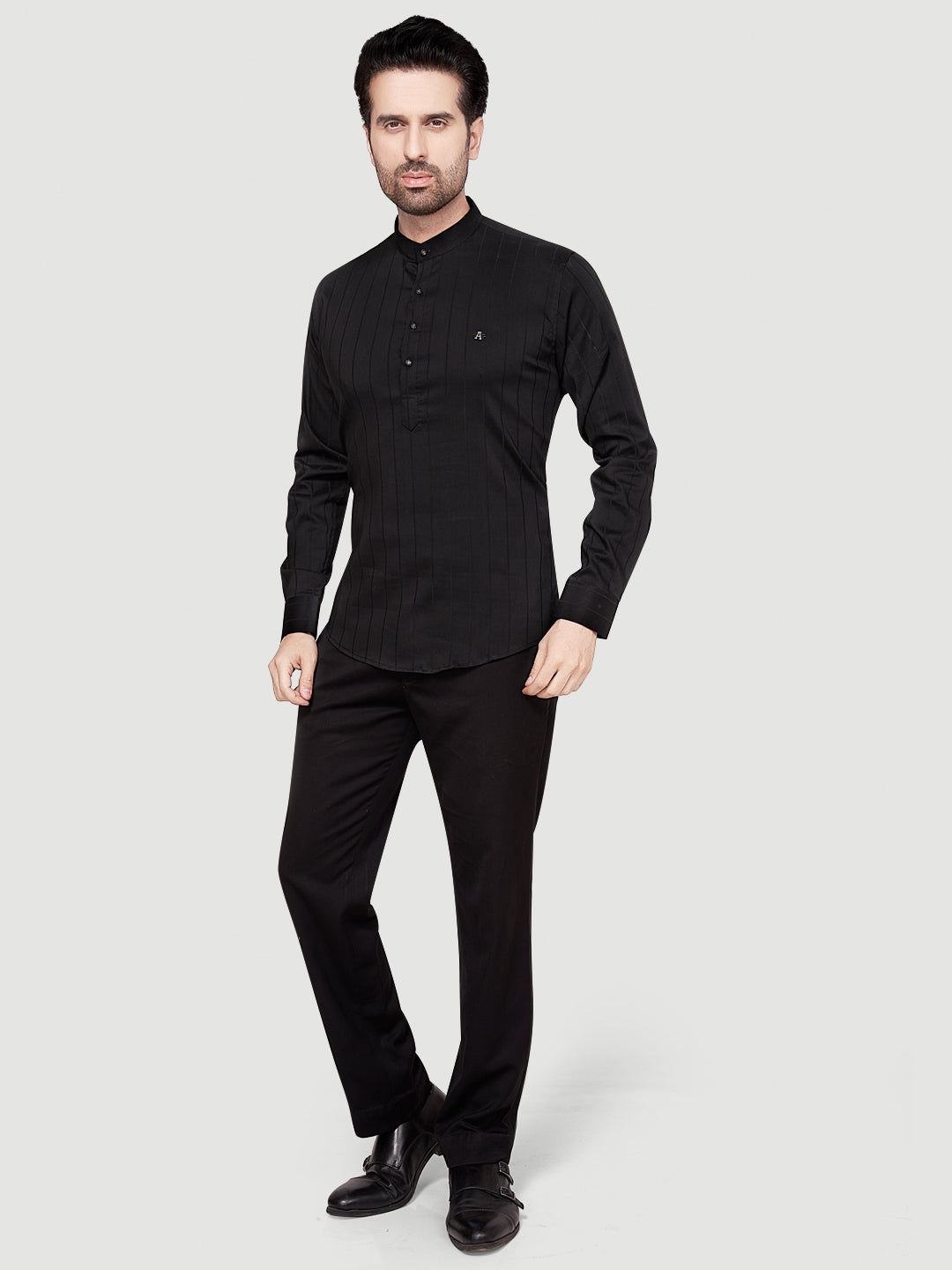 Black & White Men's Casual Short Kurta Black