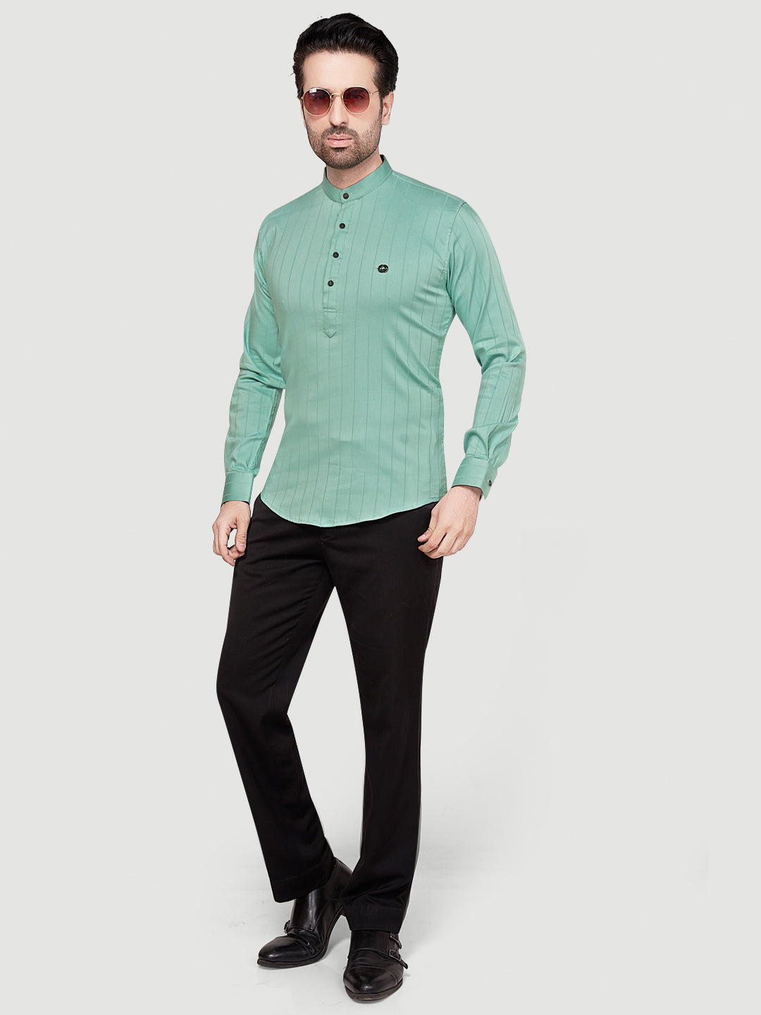 Black & White Men's Casual Short Kurta Green