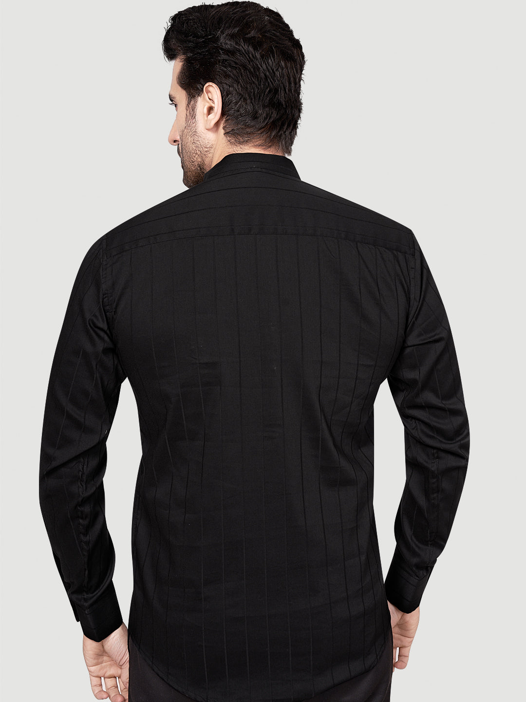 Black & White Men's Casual Short Kurta Black