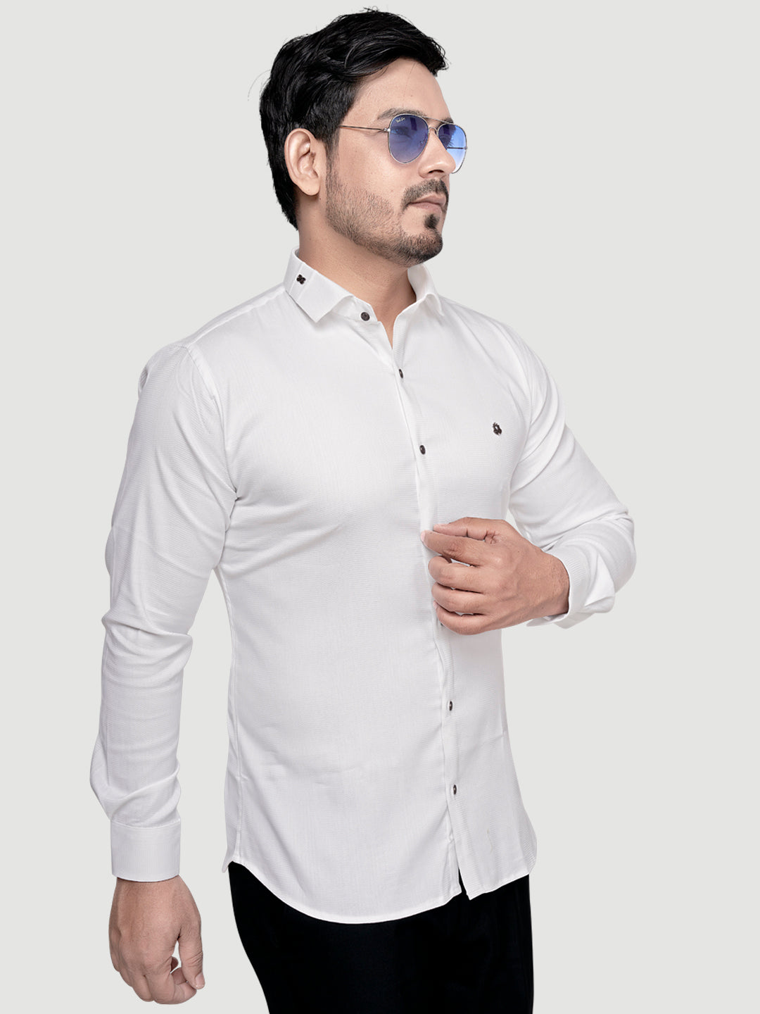 Designer Shirt with Collar Accessory & Metal Broach