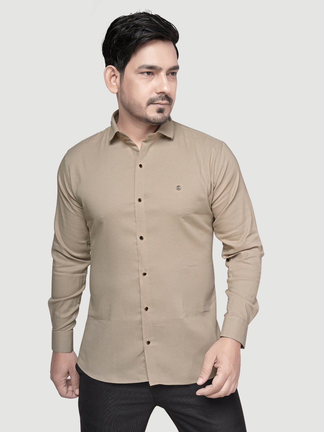 Designer Shirt with Collar Accessory & Metal Broach