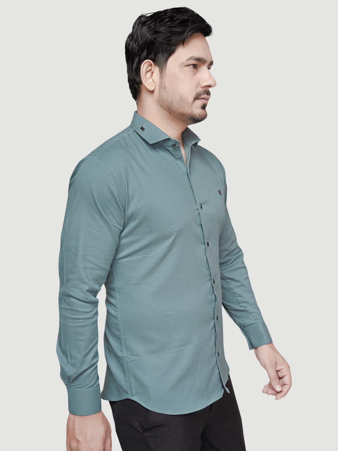 Designer Shirt with Collar Accessory & Metal Broach