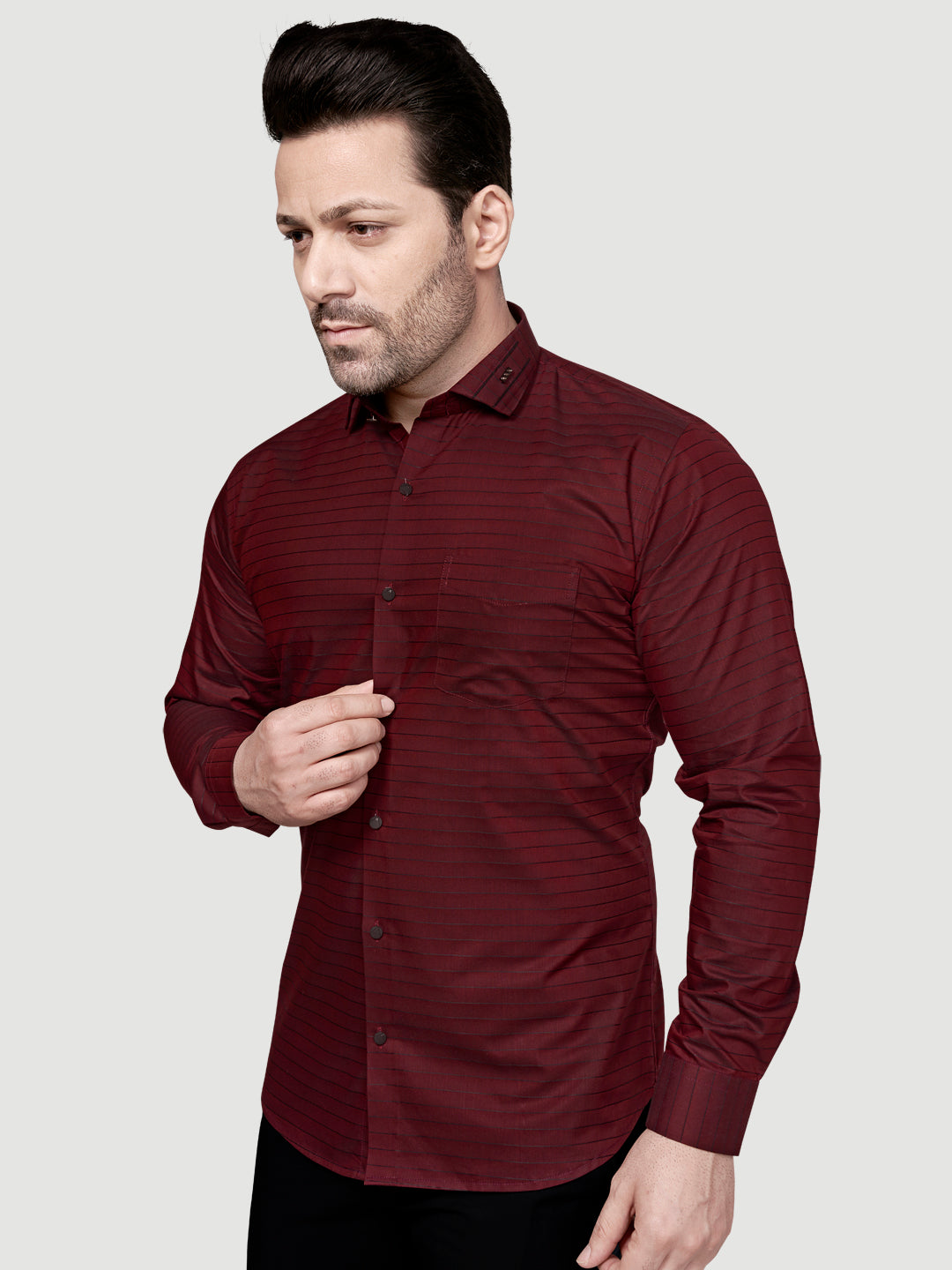 Black & White Men's Designer Weft Shirt with Collar Accessory Maroon